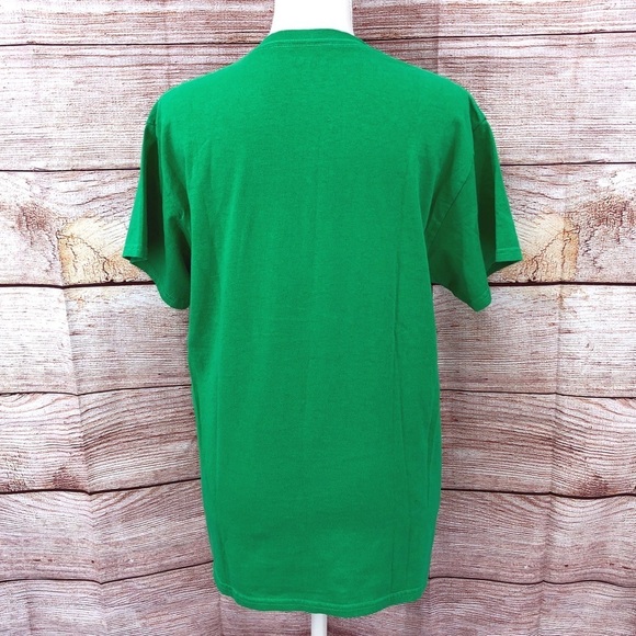 Gildan Crayola Green Short Sleeve Crew Neck T-shirt with Graphic Design Size M - Picture 4 of 7